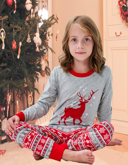 Load image into Gallery viewer, Family Matching Christmas Pajamas Boys Girls Holiday Pajamas Kids Sleepwear Christmas Pjs
