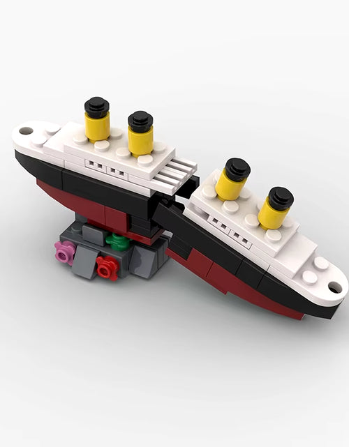 Load image into Gallery viewer, Mini RMS Titanic Sank Ship Model Break in Half MOC Building Blocks Bricks Boat Kit Construcrion Sets Gift Adult Children
